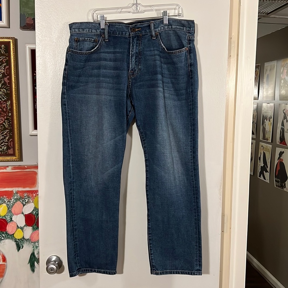 Lucky brand 221 original straight jeans.